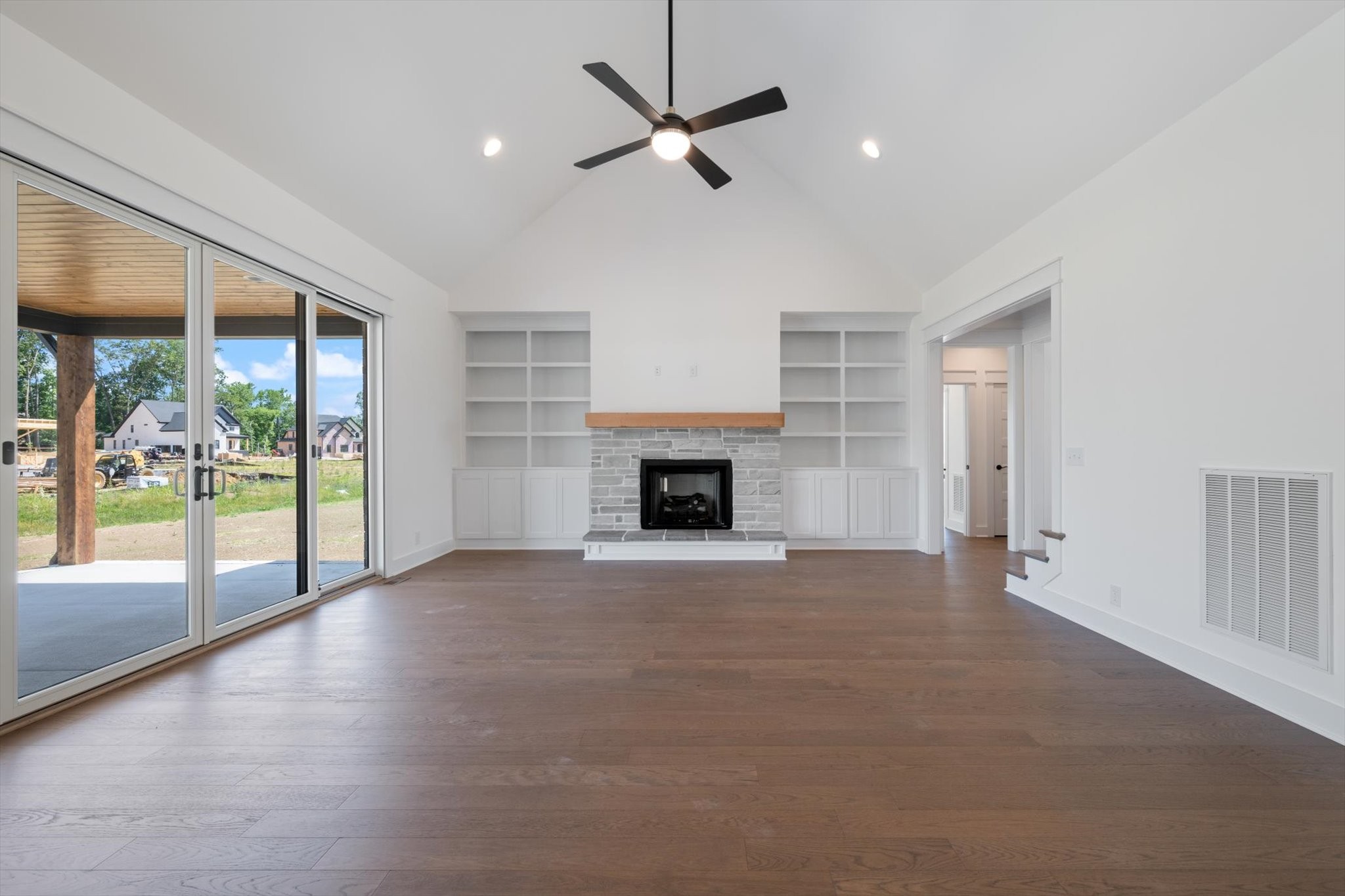 2813 Canfield Drive Murfreesboro TN 37128