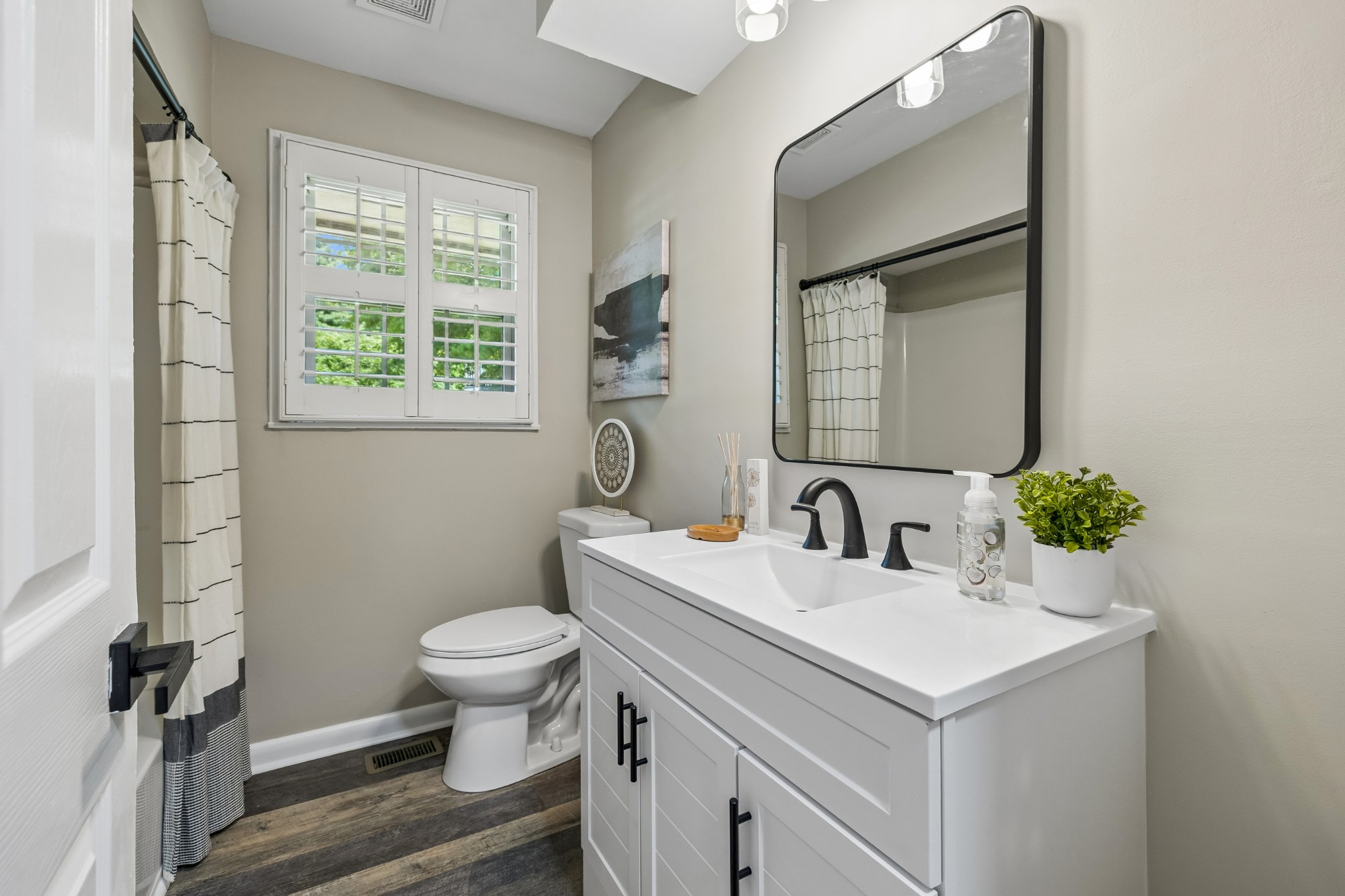 2501 Western Hills Drive Nashville TN 37214