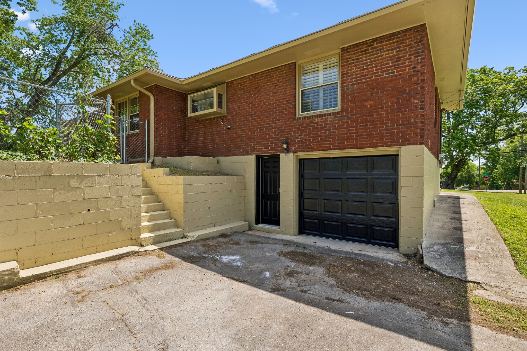2501 Western Hills Drive Nashville TN 37214