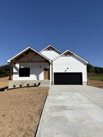 1132 Angus Way Greenbrier TN 37073