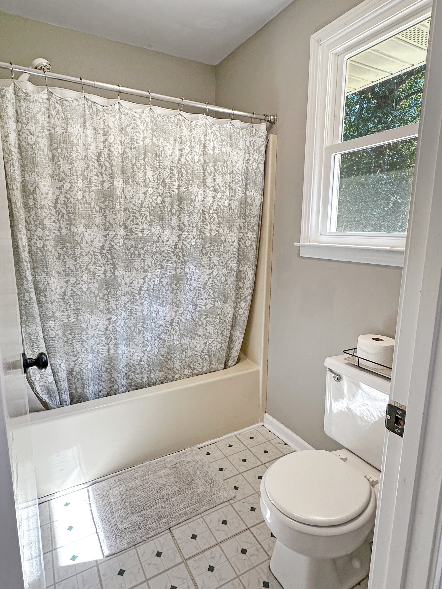 4320 Memory Lane Adams TN 37010