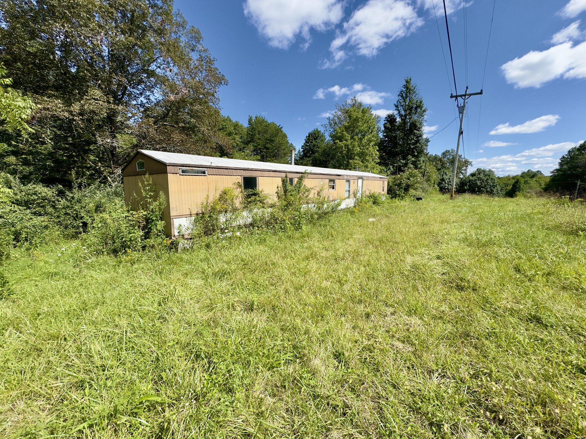 8849 Eastland Road Sparta TN 38583