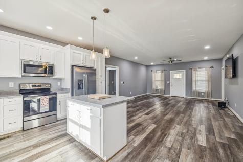 435 Penile Drive Decherd TN 37324