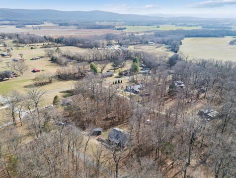 435 Penile Drive Decherd TN 37324