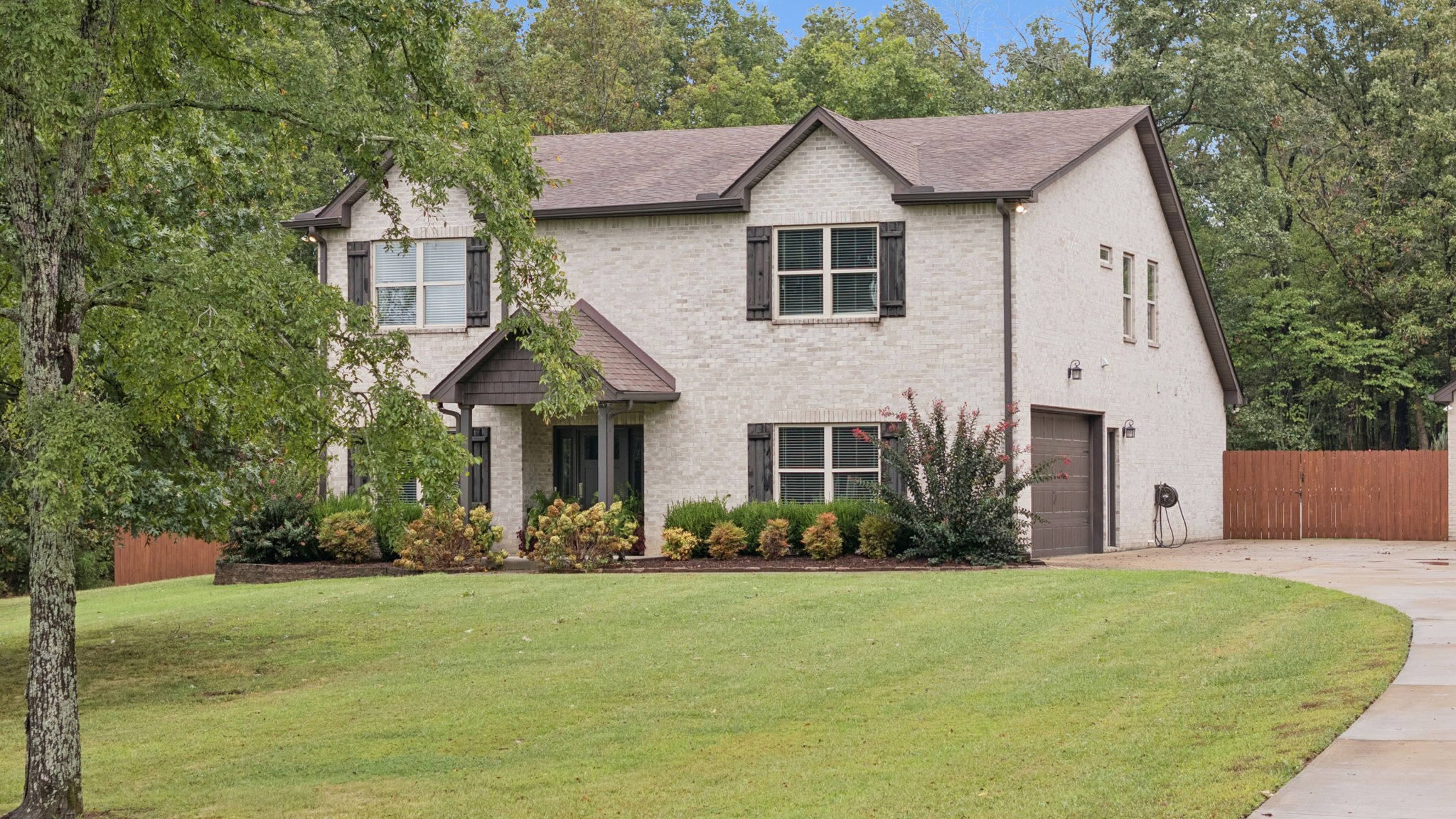 1964 Harkreader Road Mount Juliet TN 37122