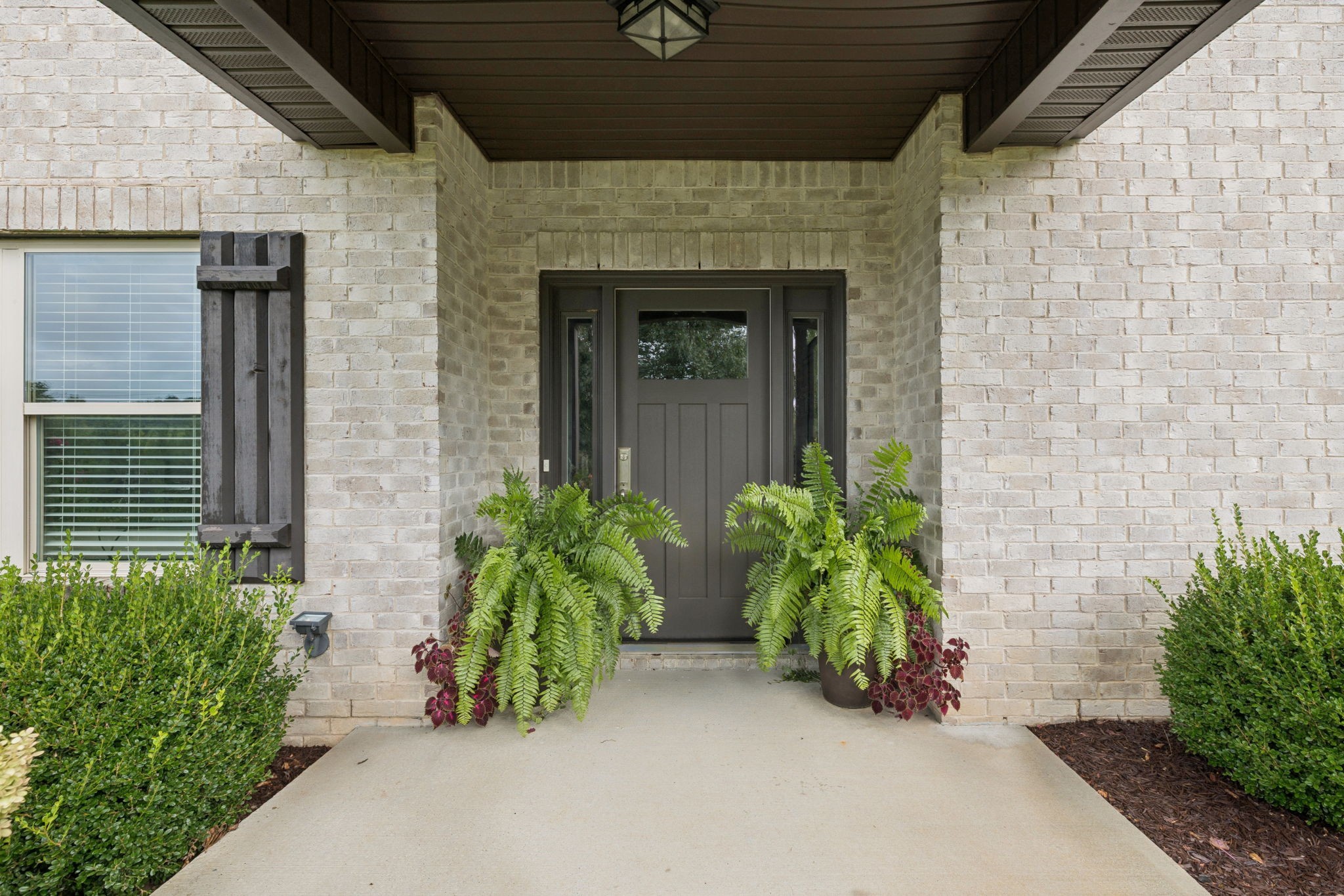 1964 Harkreader Road Mount Juliet TN 37122