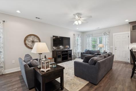 1964 Harkreader Road Mount Juliet TN 37122