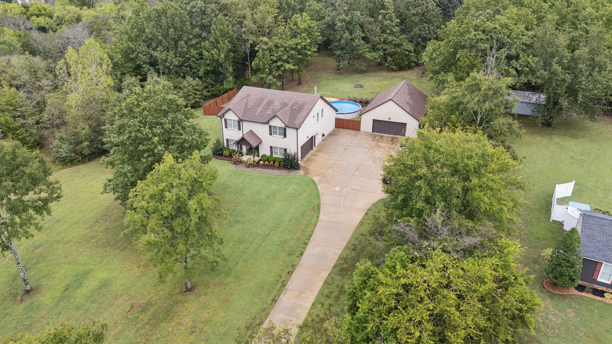 1964 Harkreader Road Mount Juliet TN 37122