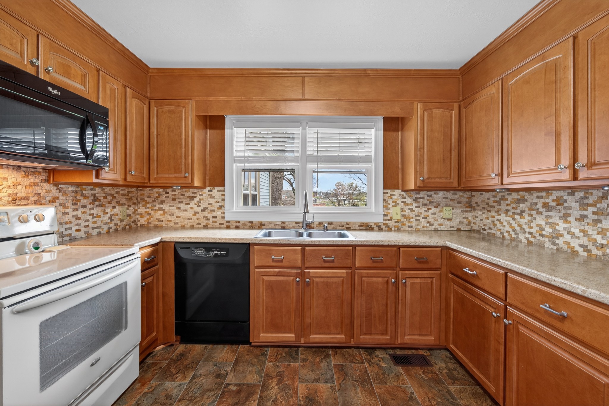 126 Armory Drive Lewisburg TN 37091