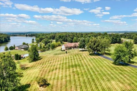 30 Bass Court Whitesville KY 42378