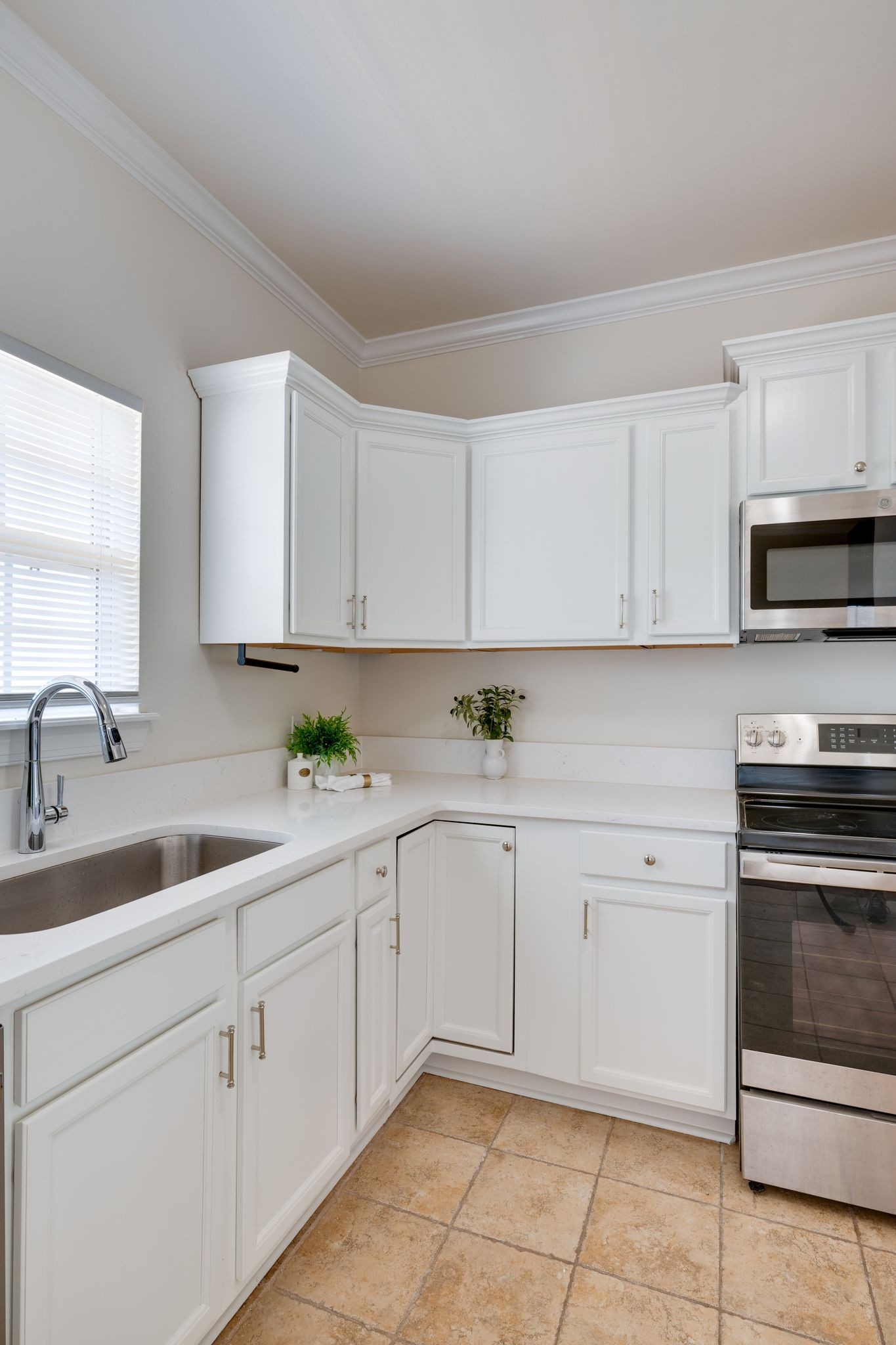 1925A Delta Avenue Nashville TN 37208