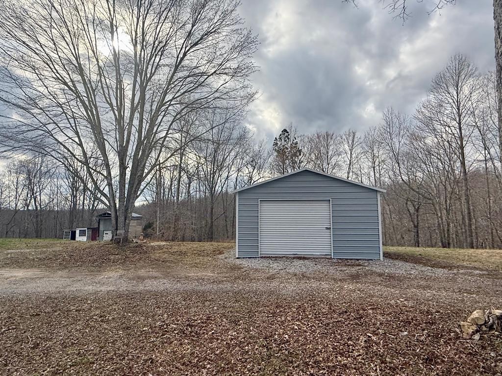 2191 Seven Knobs Road Gainesboro TN 38562