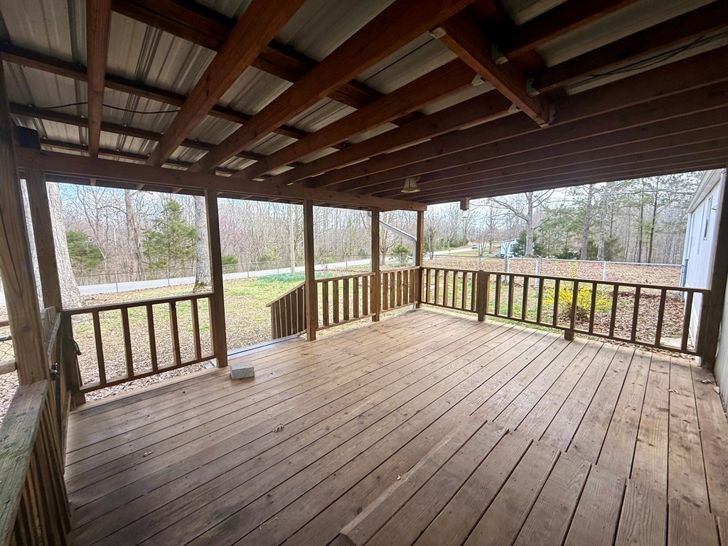 2191 Seven Knobs Road Gainesboro TN 38562