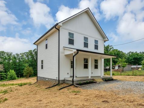 5800 Sanders Road Lyles TN 37098