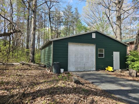 581 N 50th Avenue Gruetli Laager TN 37339