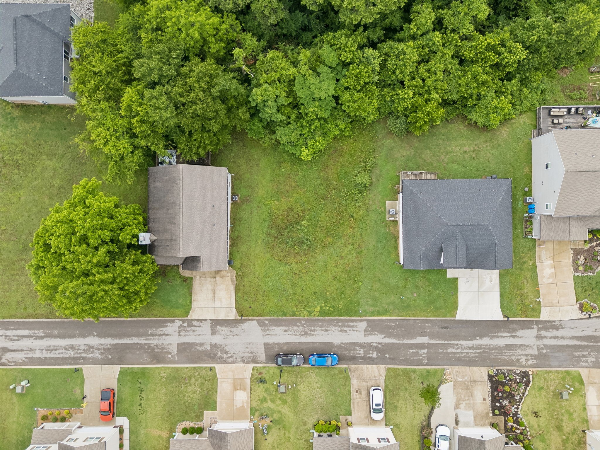 1243 Oxford Village Cove Columbia TN 38401