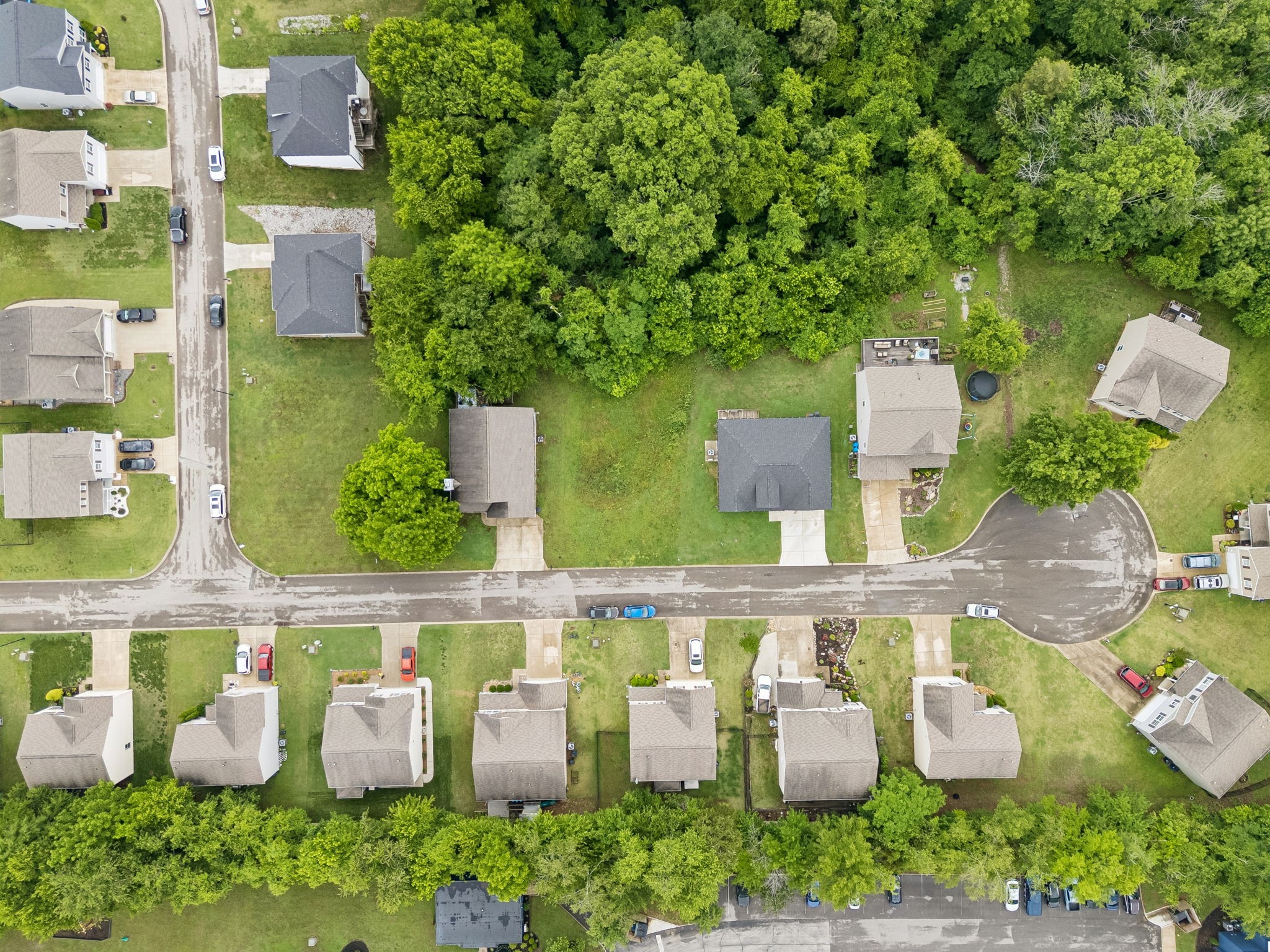 1243 Oxford Village Cove Columbia TN 38401