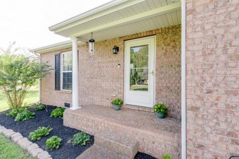 212 Westland Street Portland TN 37148