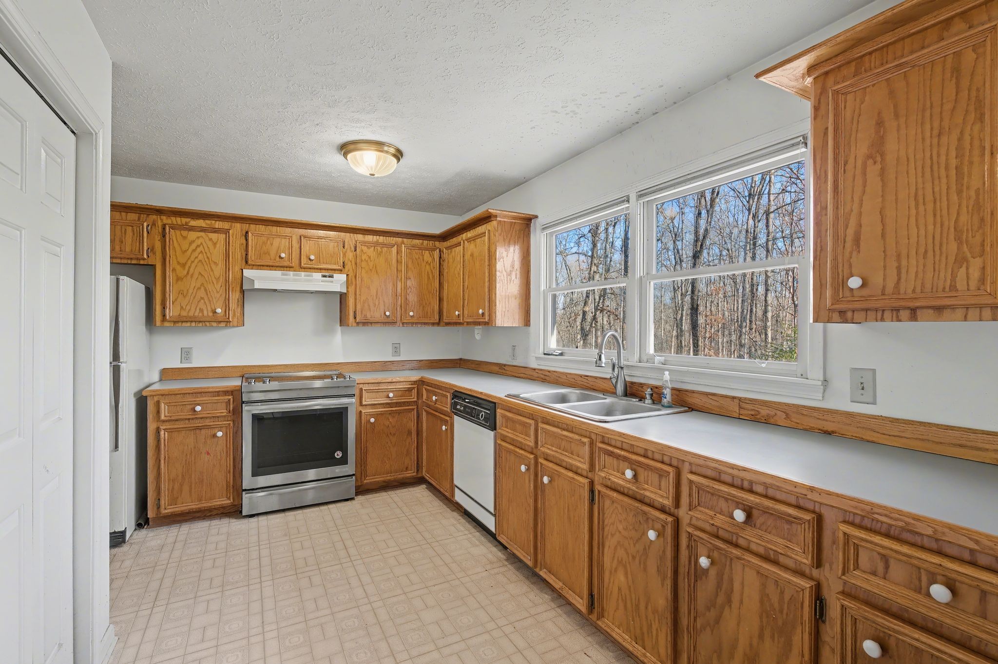 1095 Bald Eagle Drive Kingston Springs TN 37082