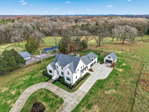 4236 Sulphur Springs Road Murfreesboro TN 37129