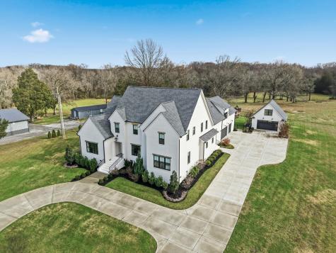 4236 Sulphur Springs Road Murfreesboro TN 37129