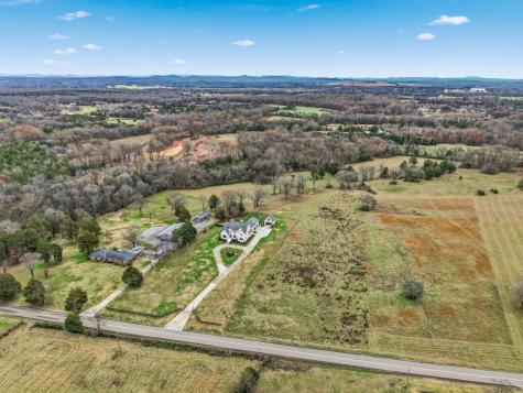 4236 Sulphur Springs Road Murfreesboro TN 37129
