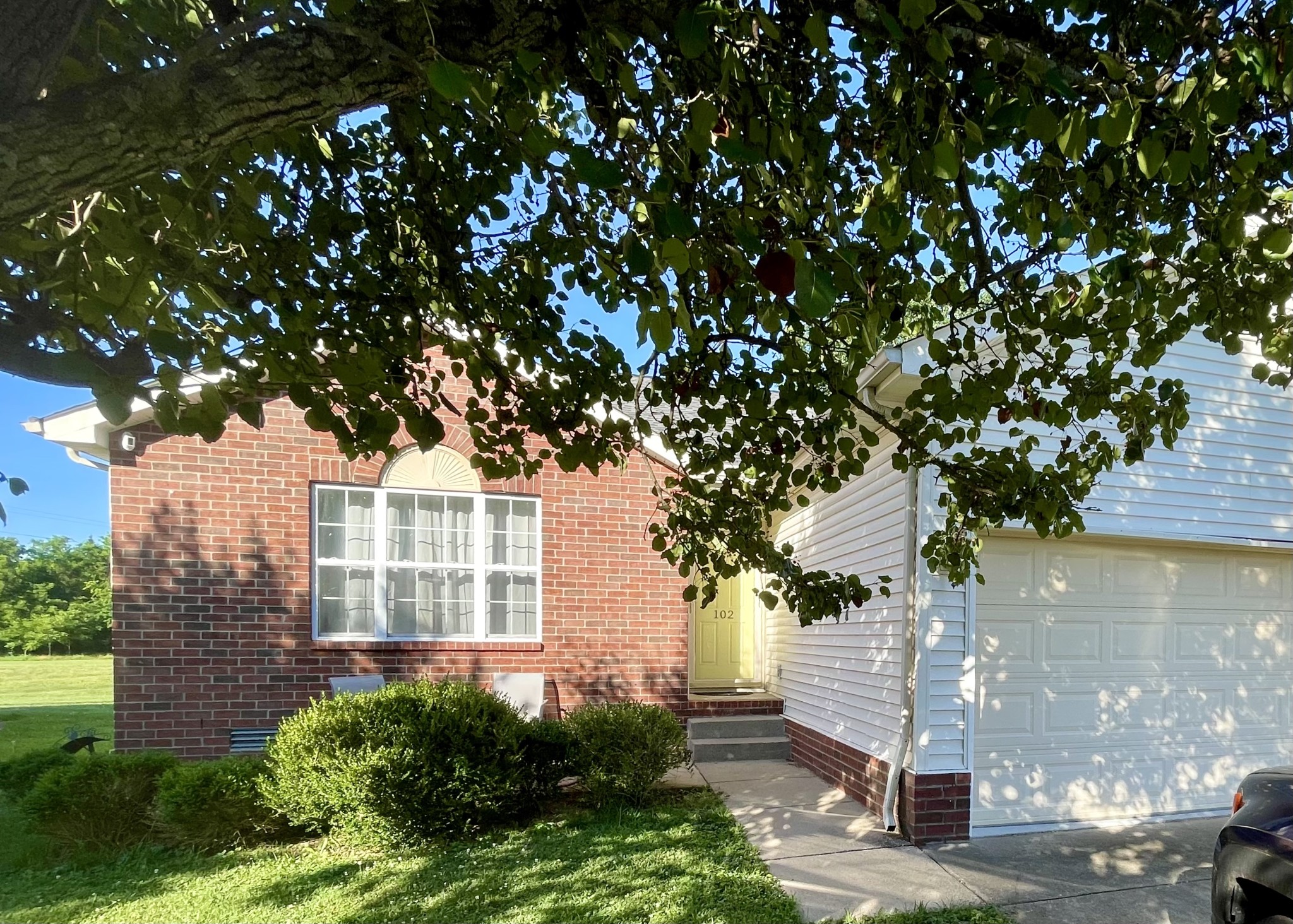 102 Meadow Creek Court Hendersonville TN 37075