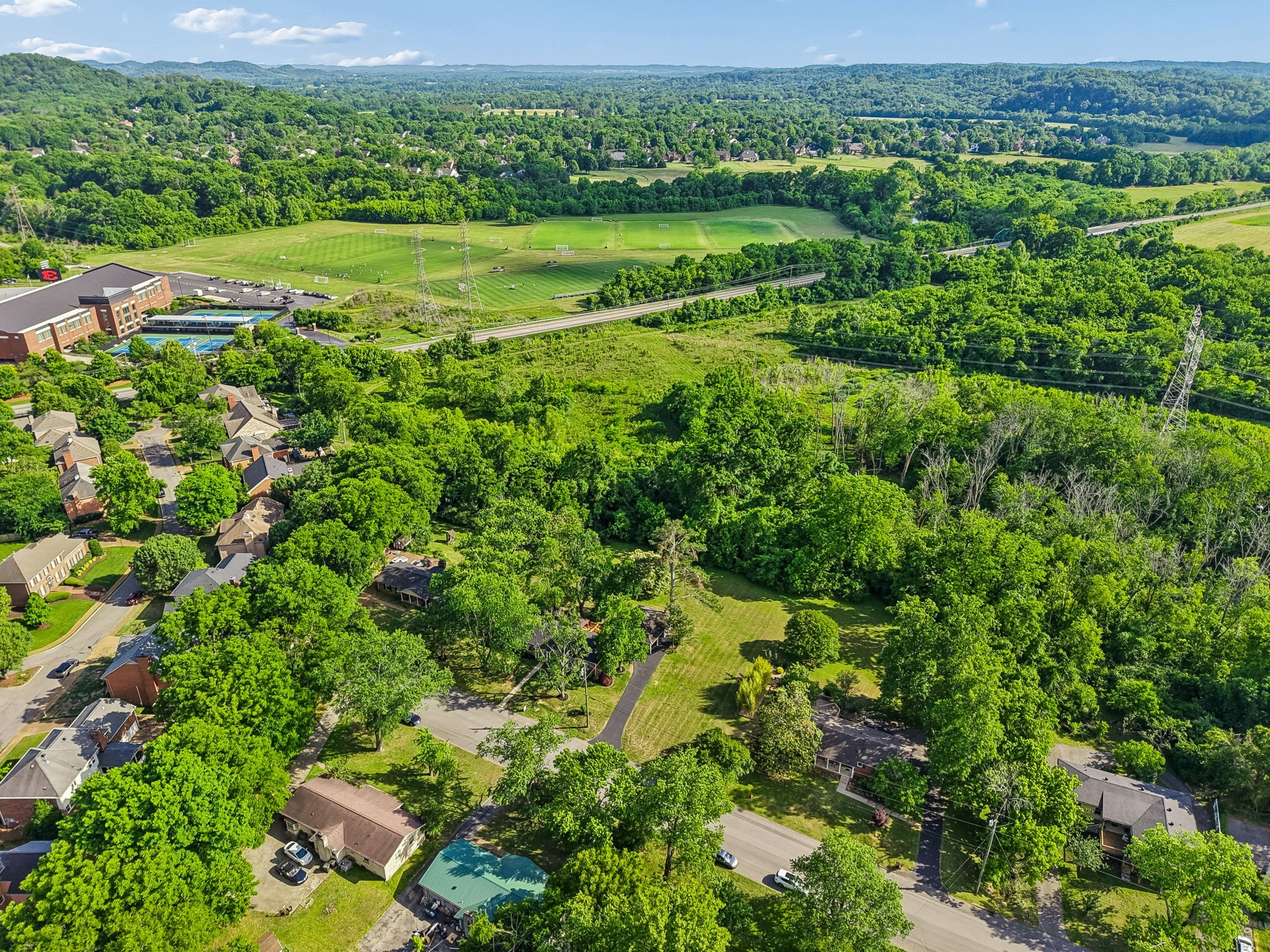 599 Harpeth Pkwy, E Nashville TN 37221