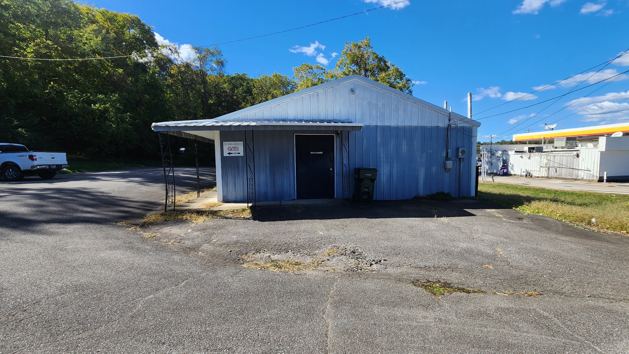 302 W Main Street Waverly TN 37185