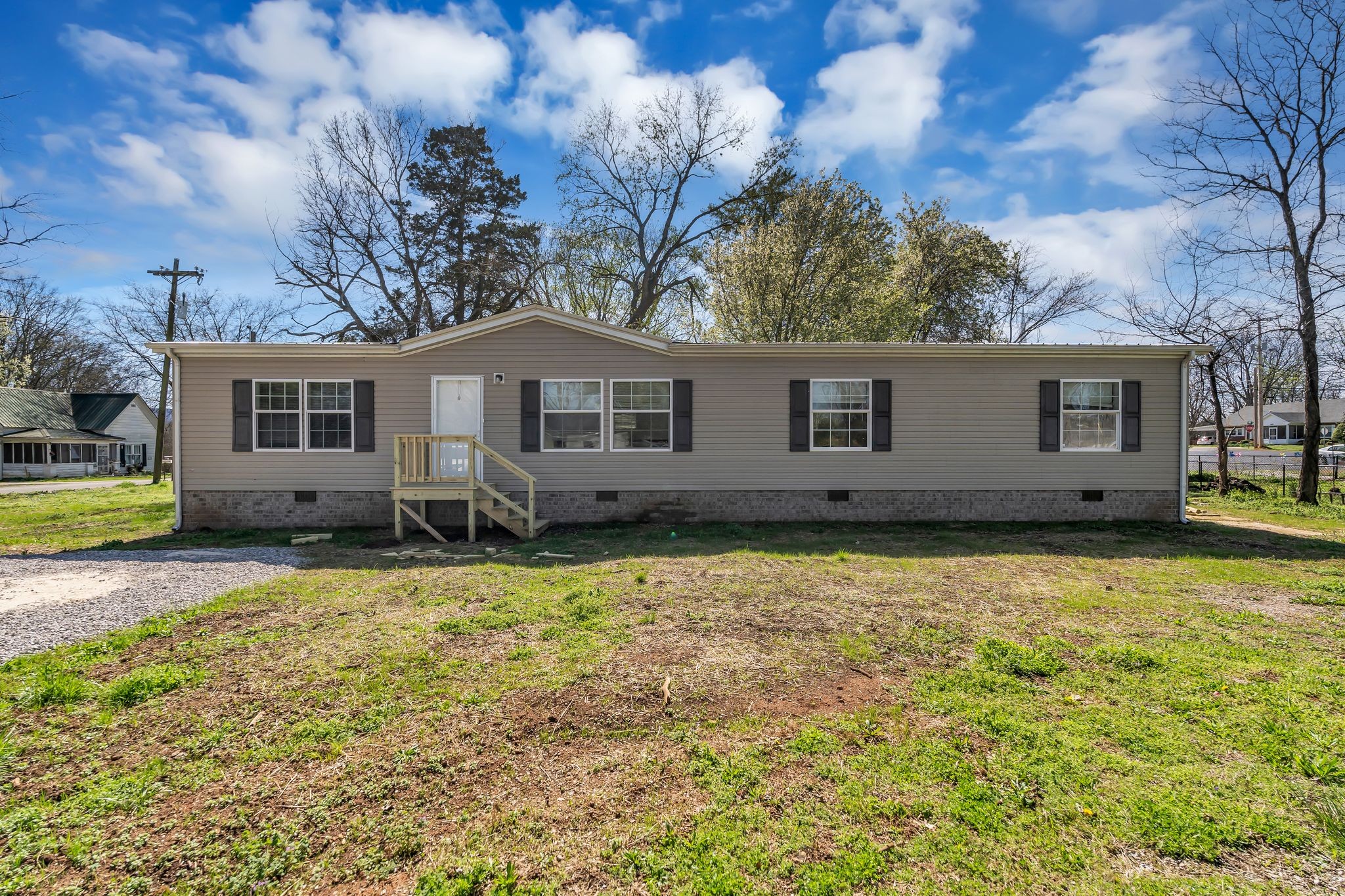 201 England St, W Cowan TN 37318