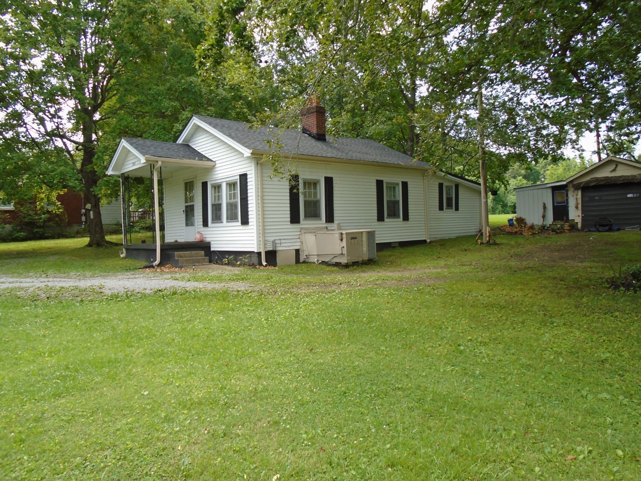 2503 Memorial Boulevard Springfield TN 37172