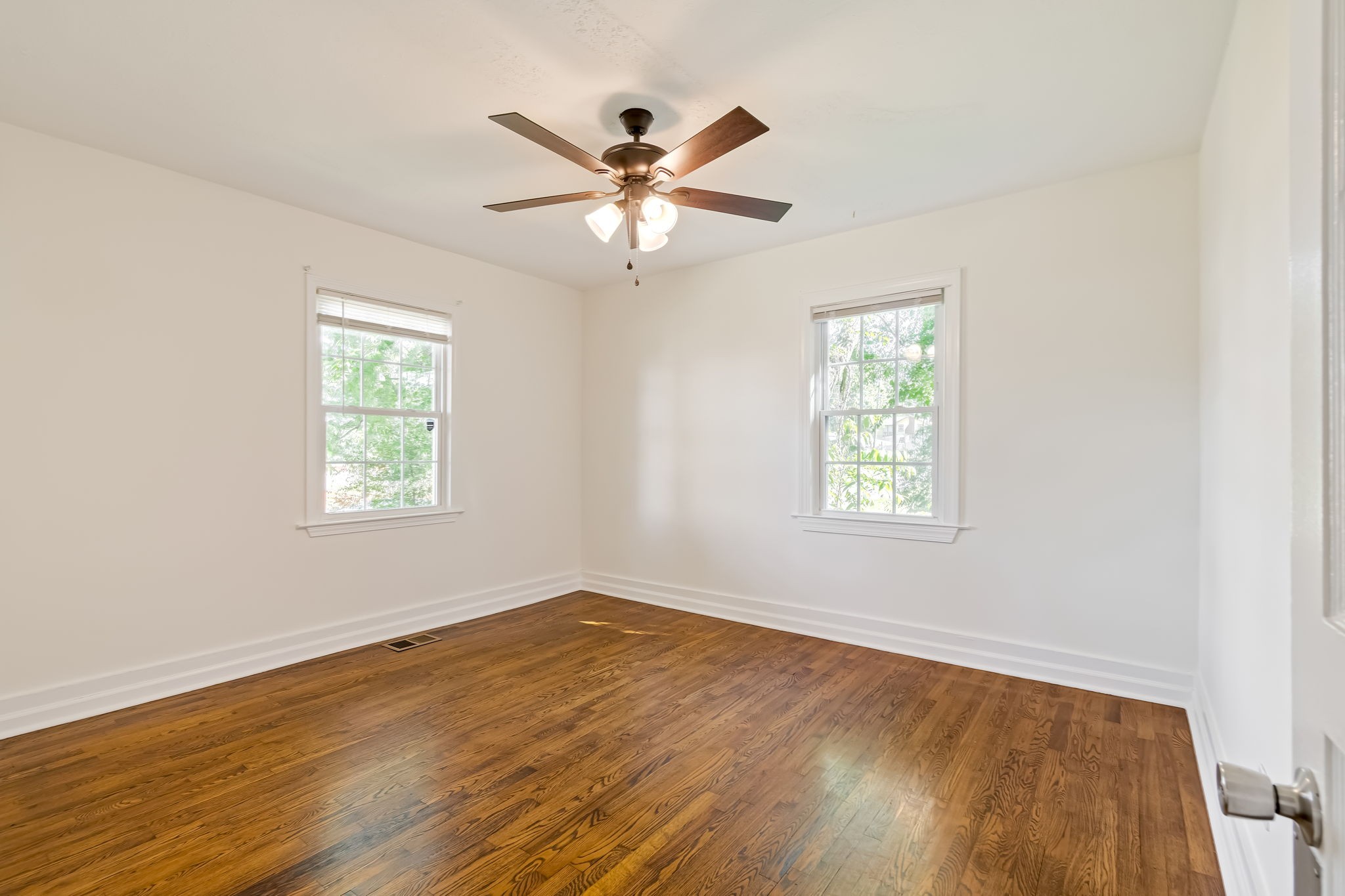 2008 Thomas Avenue Columbia TN 38401