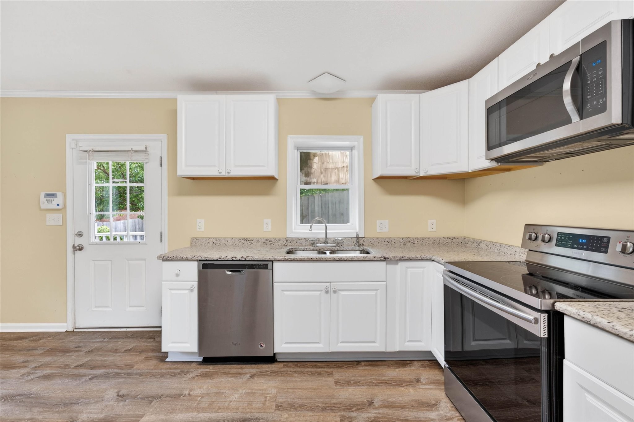 28 Hayes Street Clarksville TN 37040