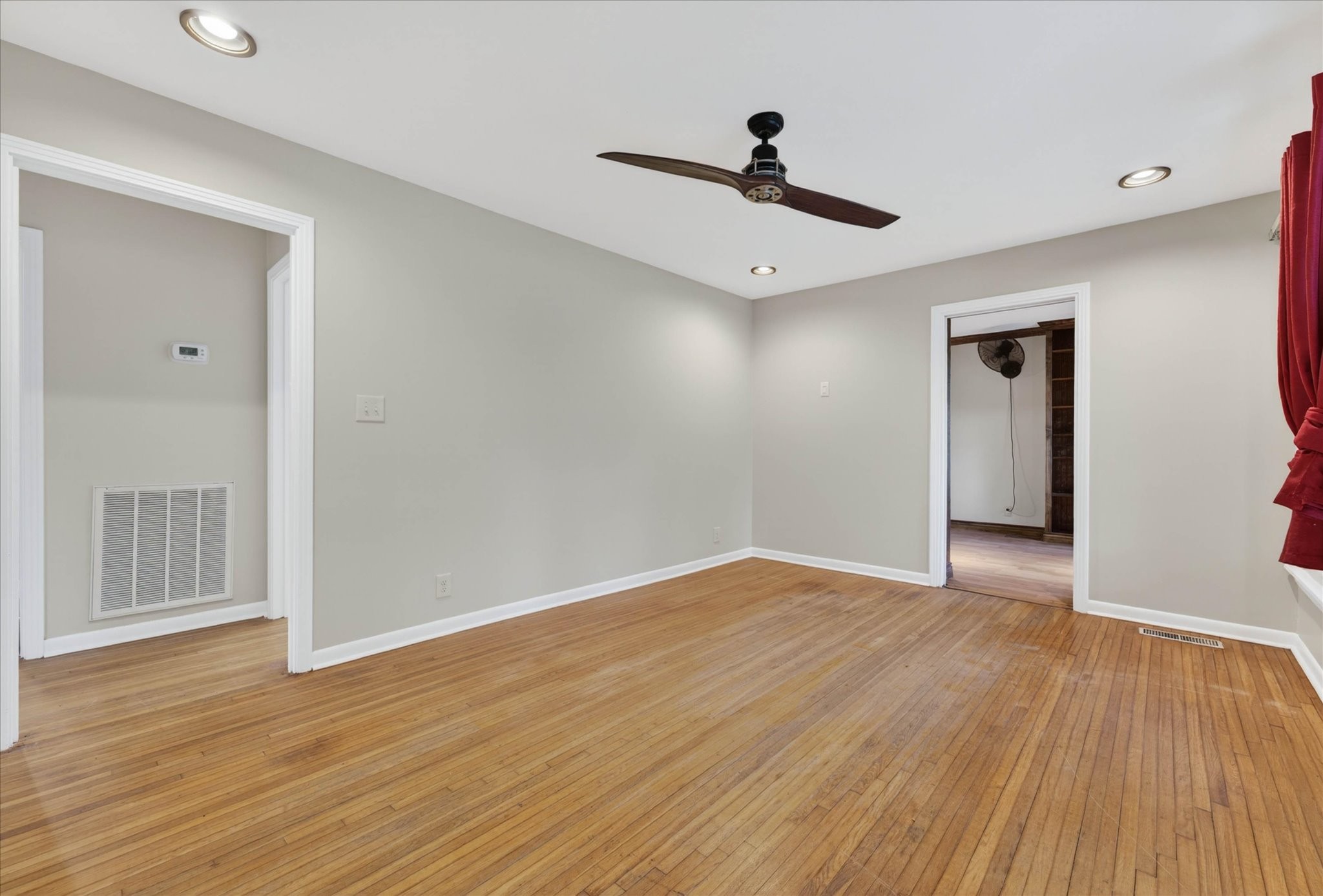 28 Hayes Street Clarksville TN 37040