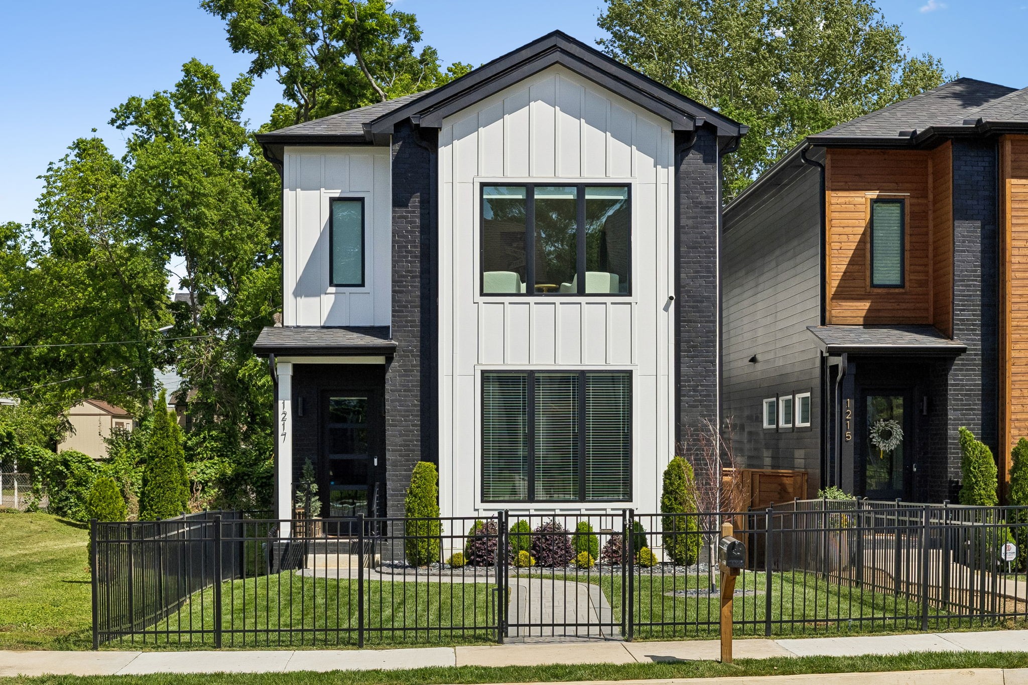 1217 N 8th Street Nashville TN 37207