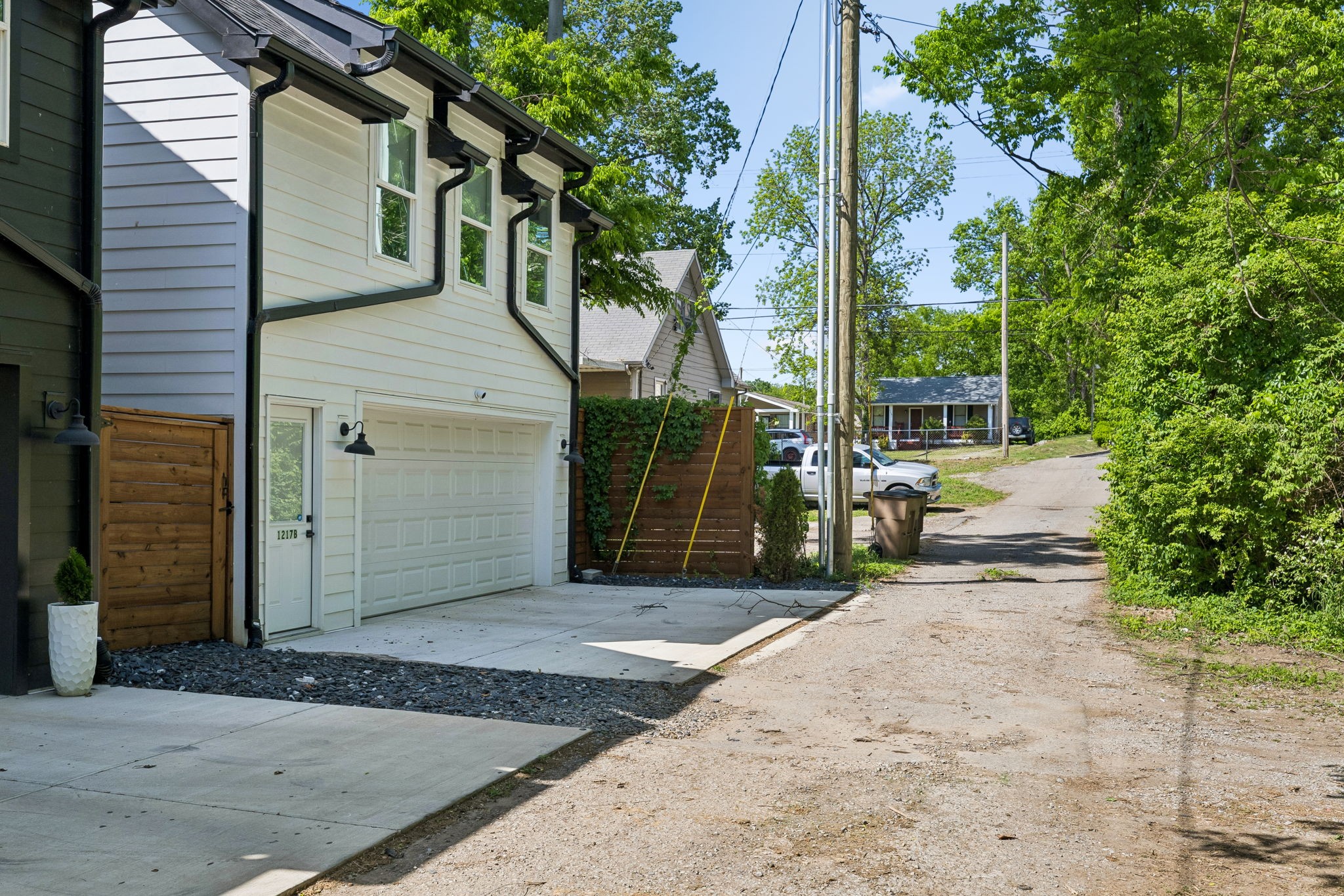 1217 N 8th Street Nashville TN 37207