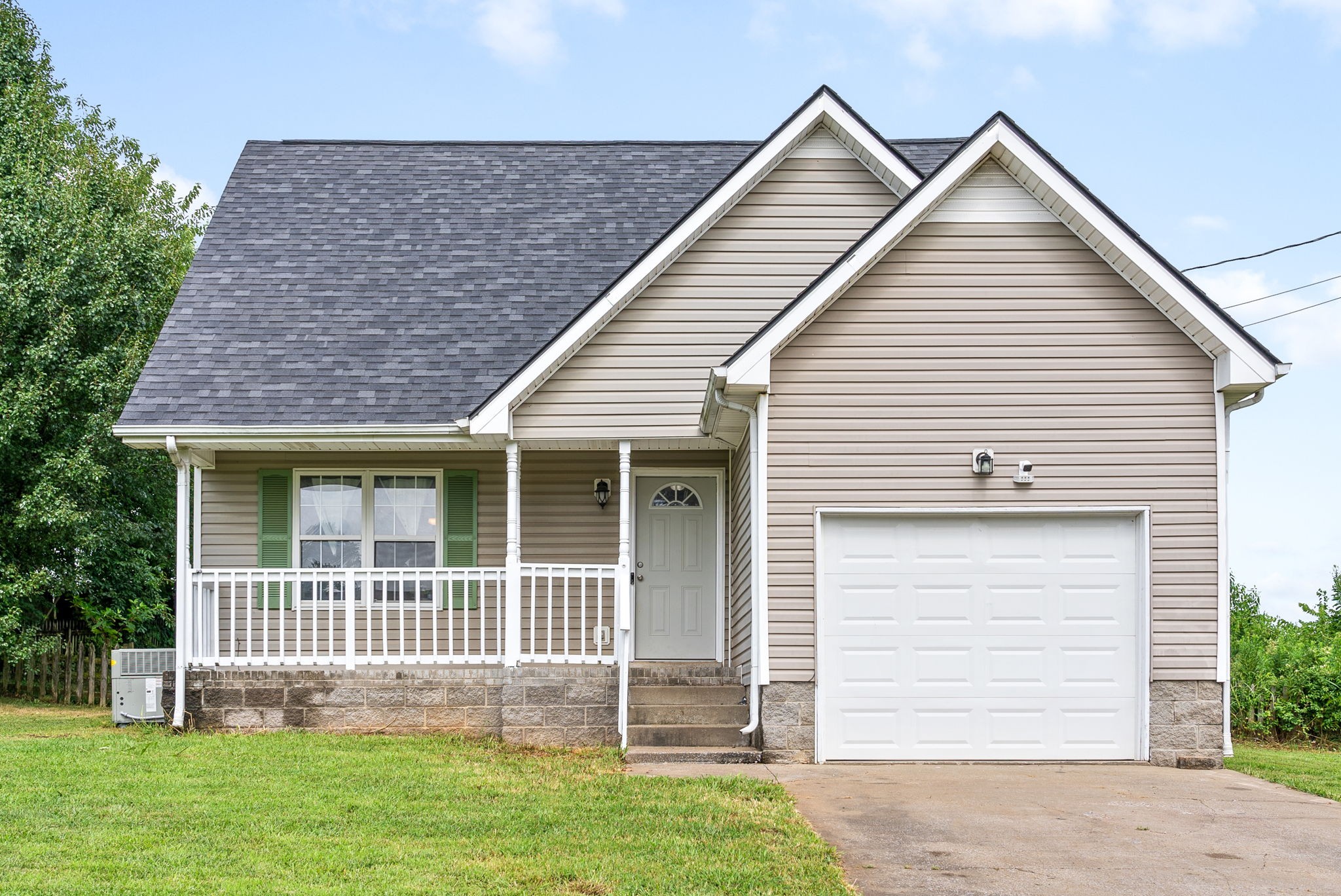 703 Artic Avenue Oak Grove KY 42262