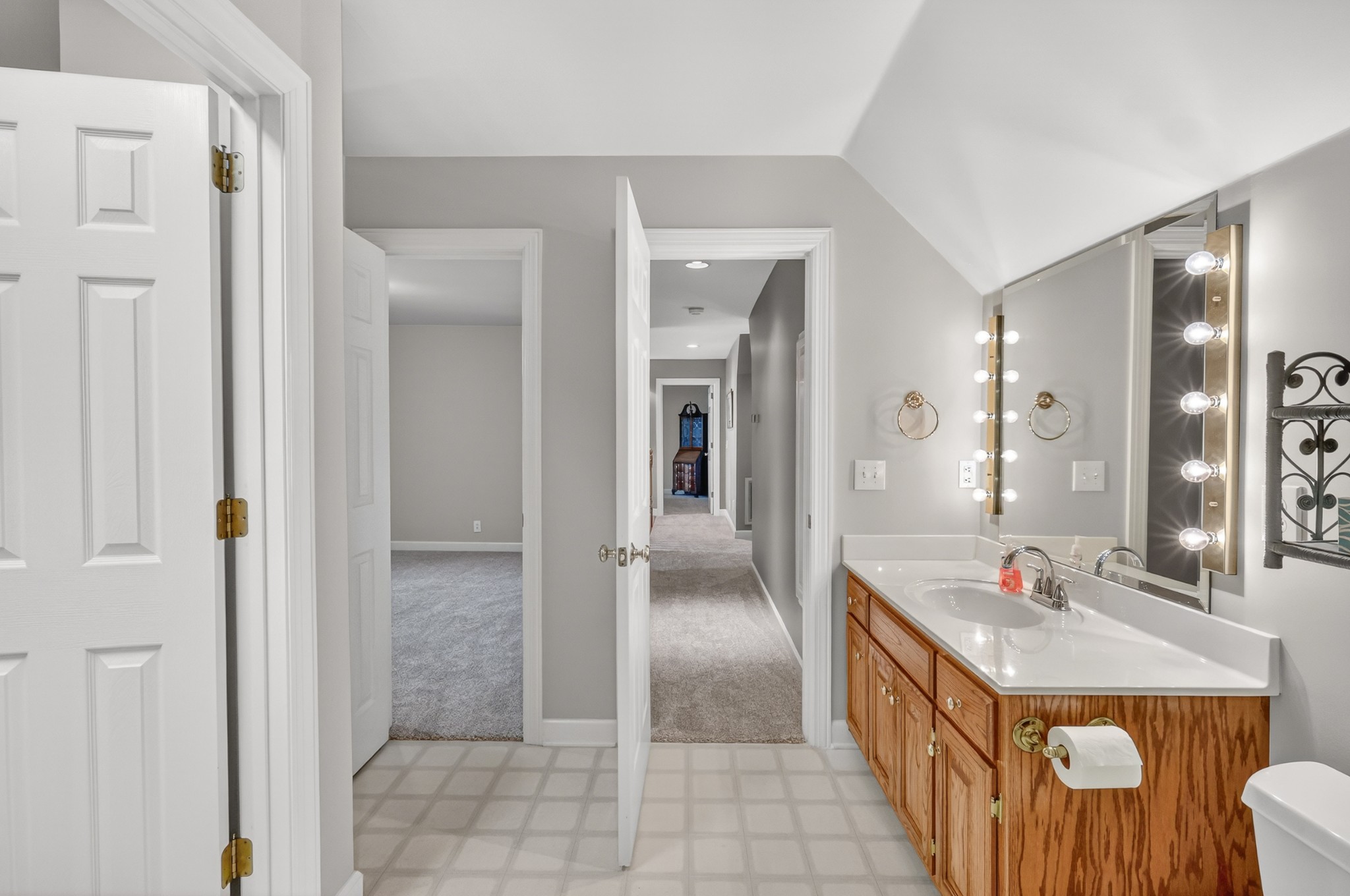 4676 Harpeth Peytonsville Road Thompsons Station TN 37179