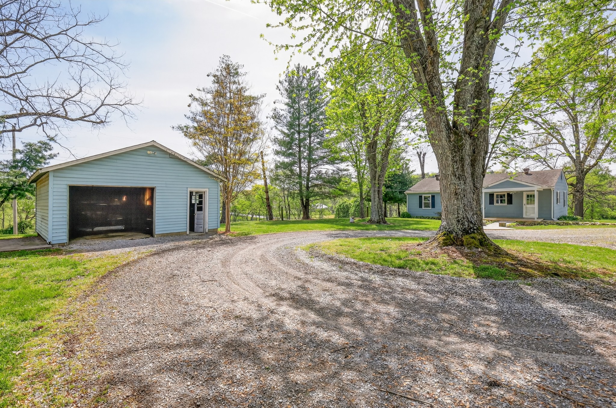 4676 Harpeth Peytonsville Road Thompsons Station TN 37179