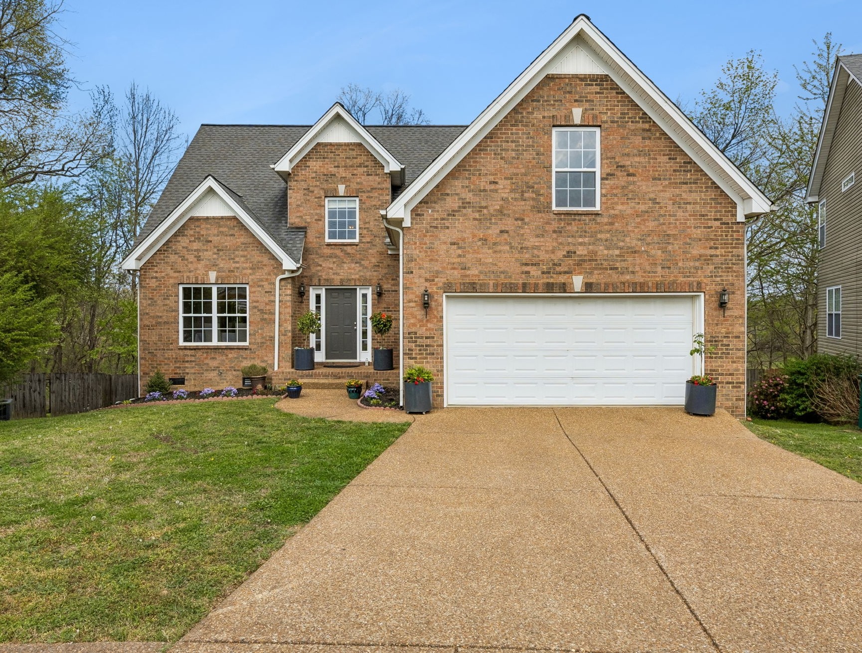 2122 Ieper Drive Spring Hill TN 37174