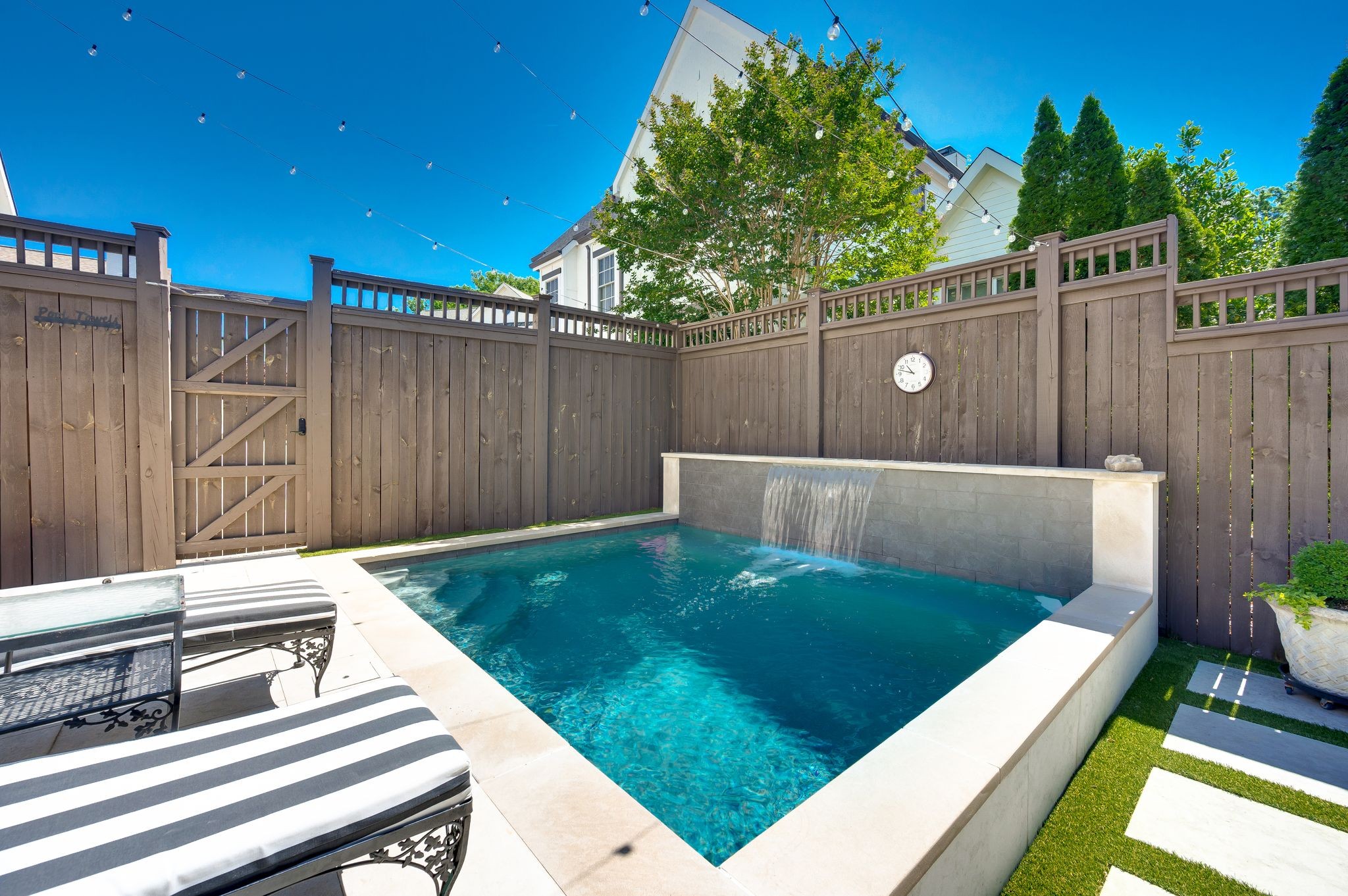 3716 Benham Avenue Nashville TN 37215