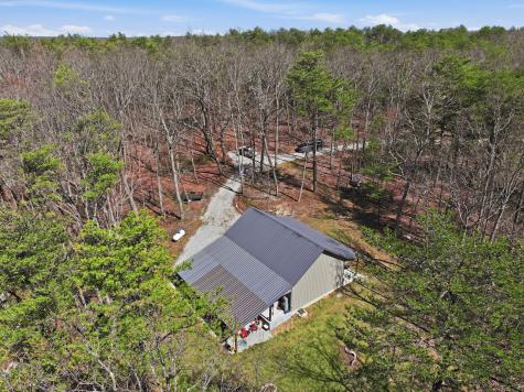 1978 Highland Bluff Trail Pelham TN 37366