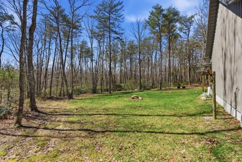 1978 Highland Bluff Trail Pelham TN 37366
