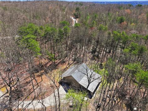 1978 Highland Bluff Trail Pelham TN 37366