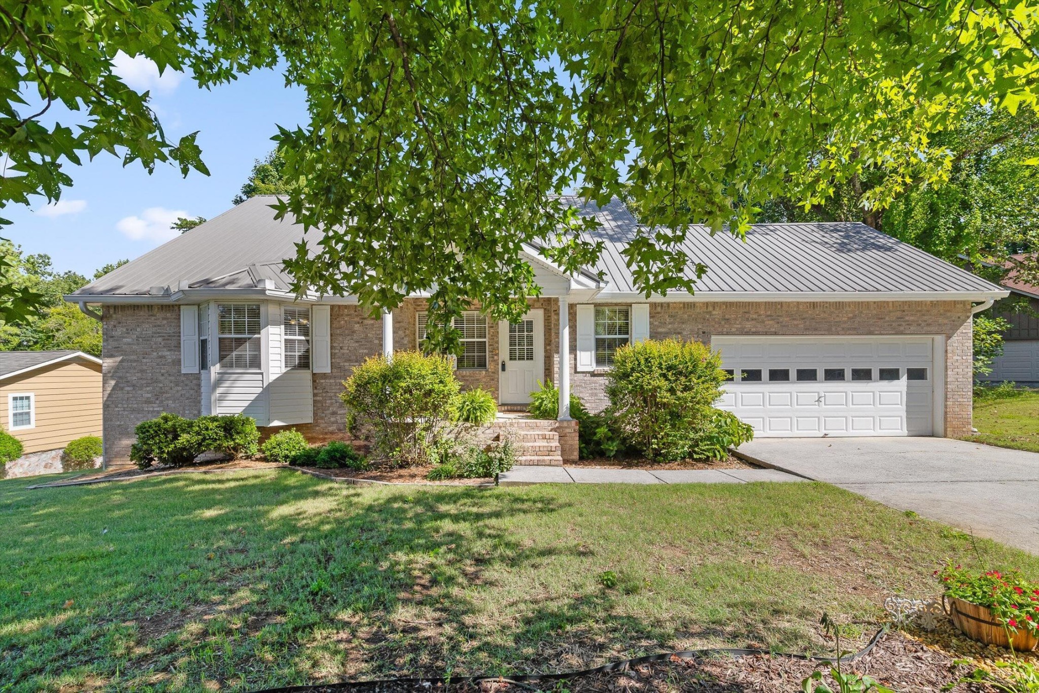 8719 Glenaire Drive Chattanooga TN 37416