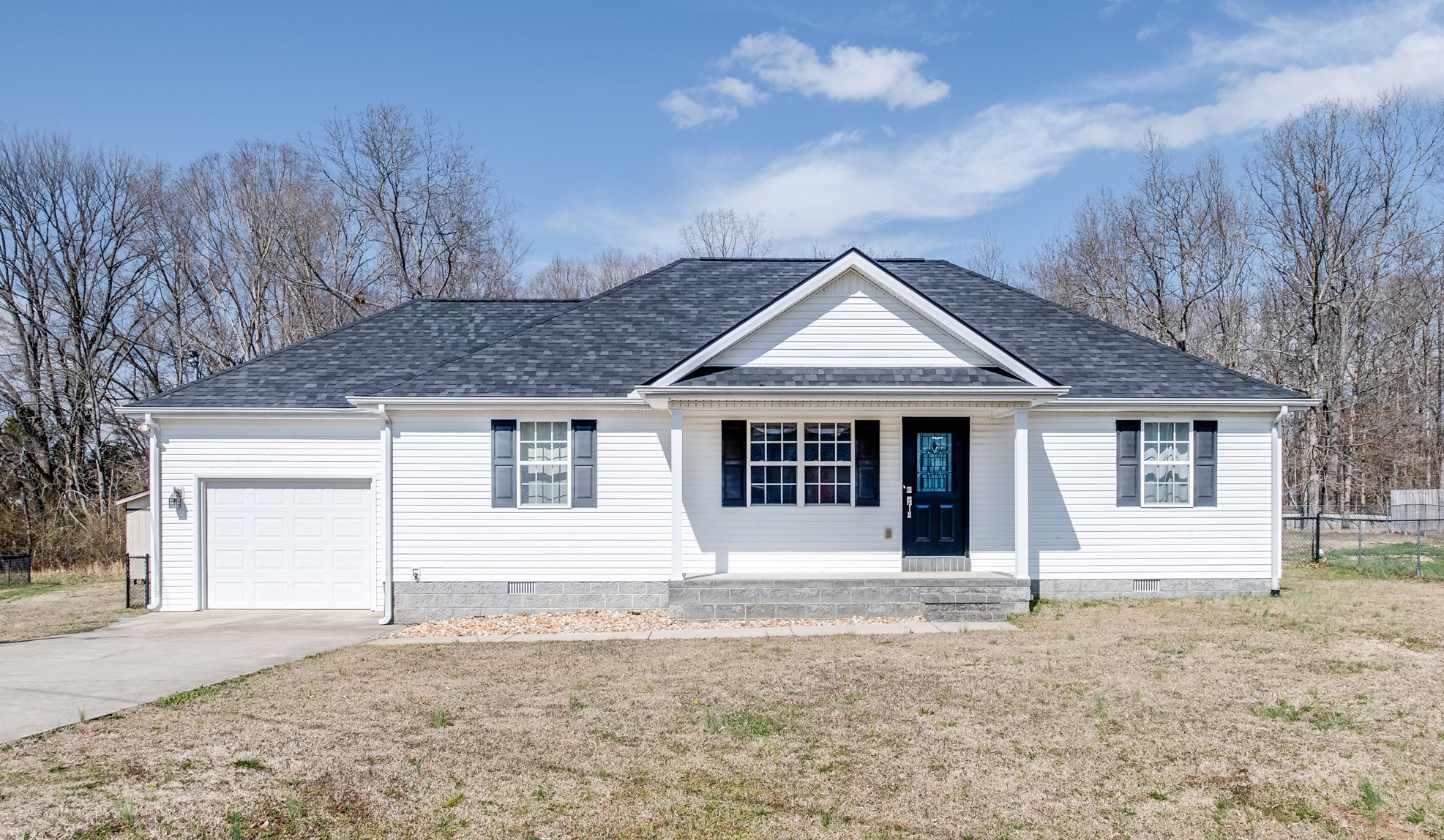 312 Brook Hollow Circle Manchester TN 37355