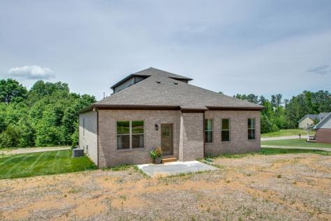 966 Hunters Lane Springfield TN 37172