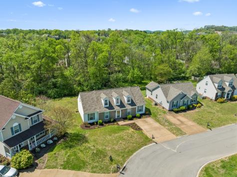 1321 Branchside Court Thompsons Station TN 37179