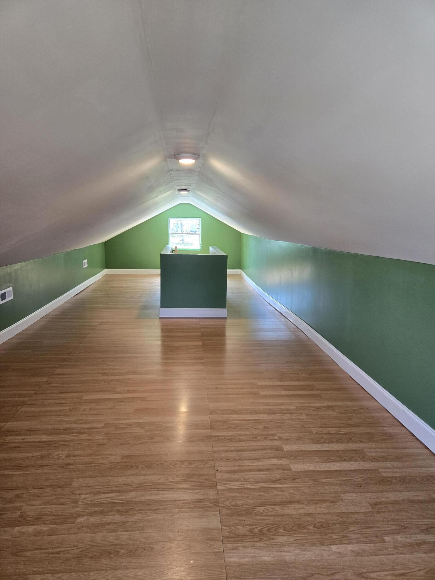 2160 Benton Pike, NE Cleveland TN 37323