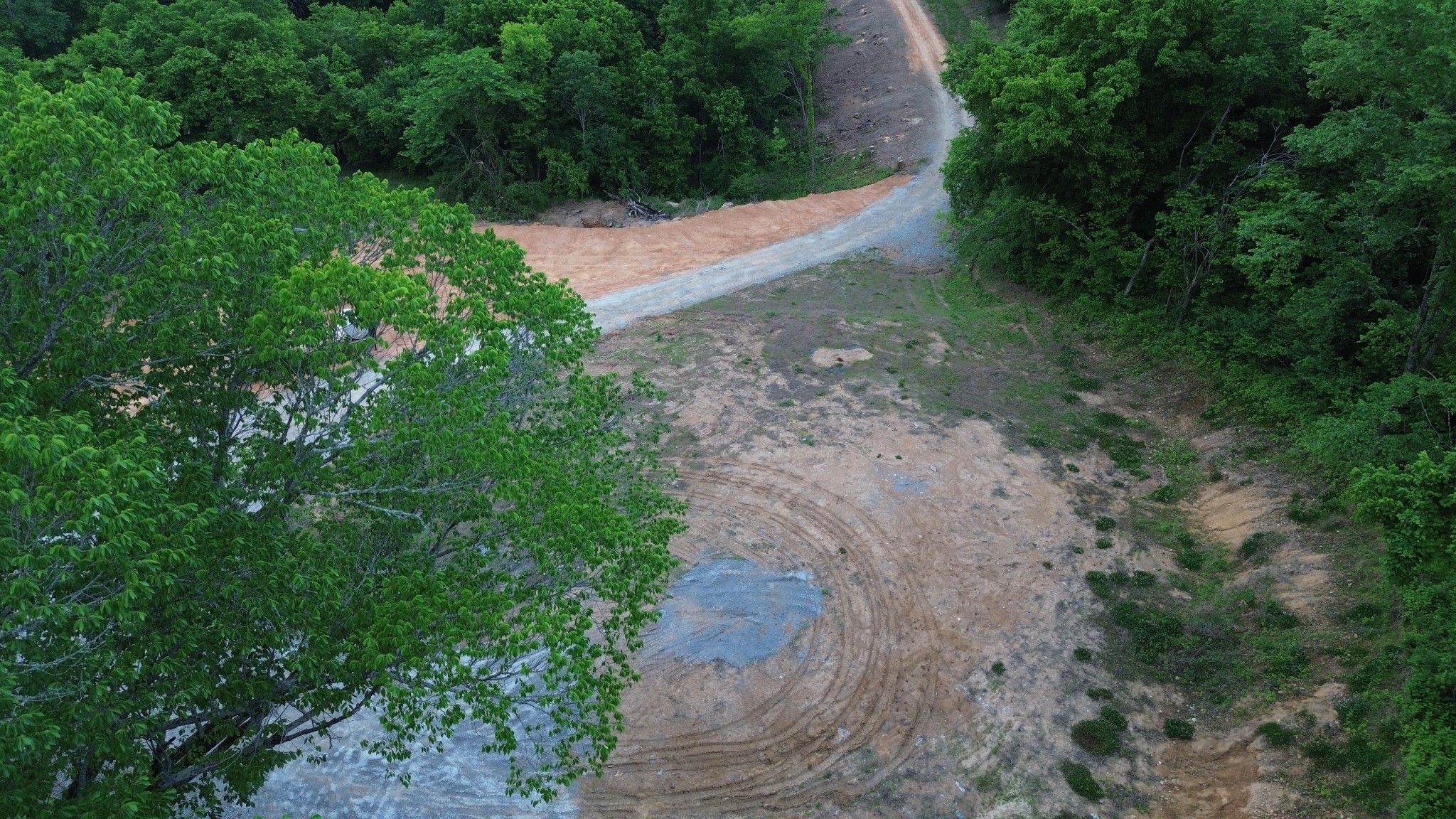 1820 New Highway 7 Columbia TN 38401